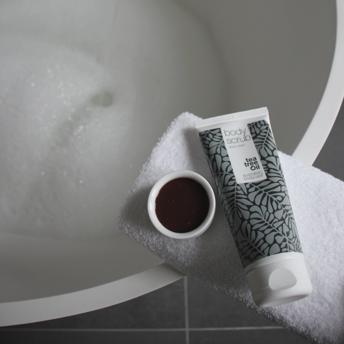 Zestaw do ciała - 3 produkty, które redukują sebum i wypryski