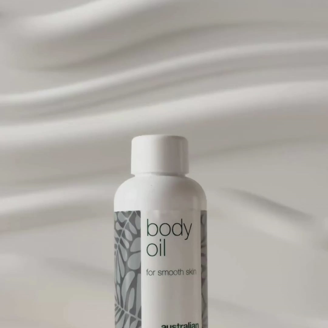 Body Oil – Redukuje rozstępy, blizny i przebarwienia — Body Oil redukuje rozstępy, blizny i przebarwienia. Z olejem migdałowym, skwalanem i witaminą E intensywnie nawilża i wygładza skórę.