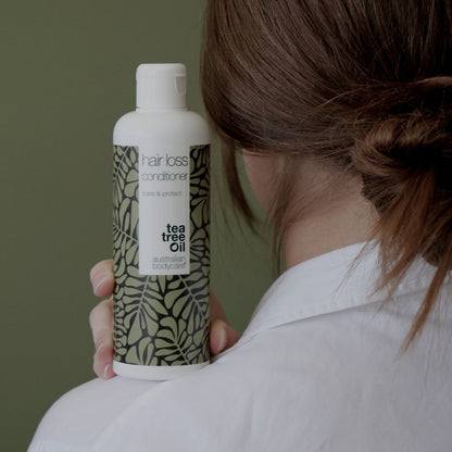 4 produkty przeciw wypadaniu włosów - Produkty przeciw wypadaniu włosów z biotyną, olejkiem z drzewa herbacianego i Capilia Longa